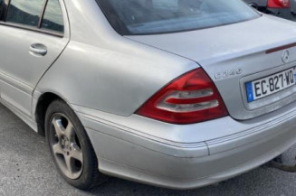 Serrure avant gauche MERCEDES CLASSE C 203