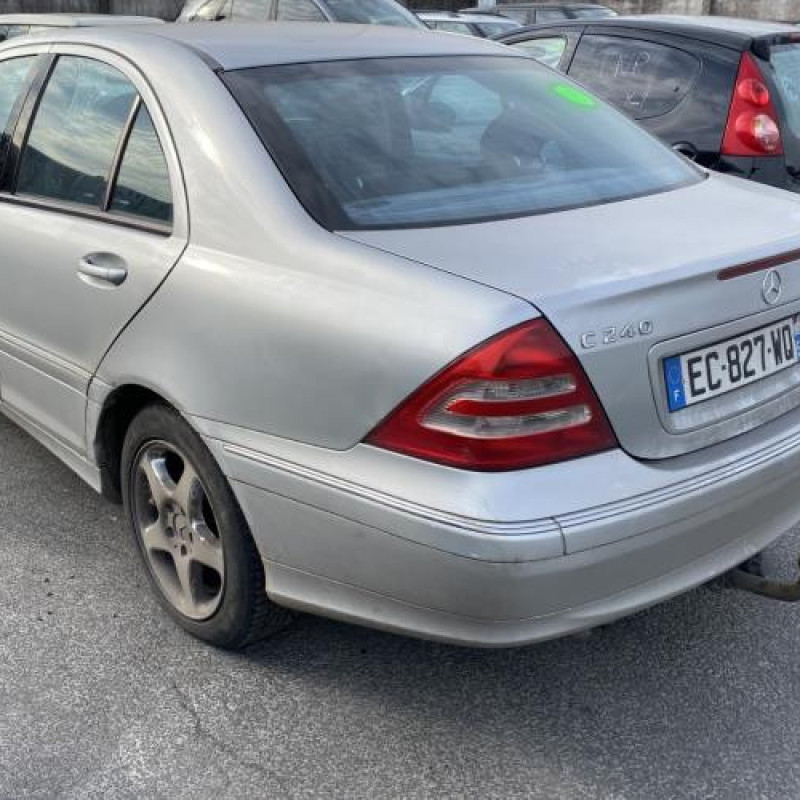 Serrure avant gauche MERCEDES CLASSE C 203 Photo n°10