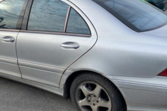 Serrure avant gauche MERCEDES CLASSE C 203
