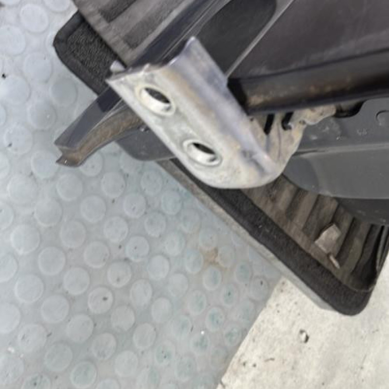 Porte arriere droit PEUGEOT 308 1 SW Photo n°6
