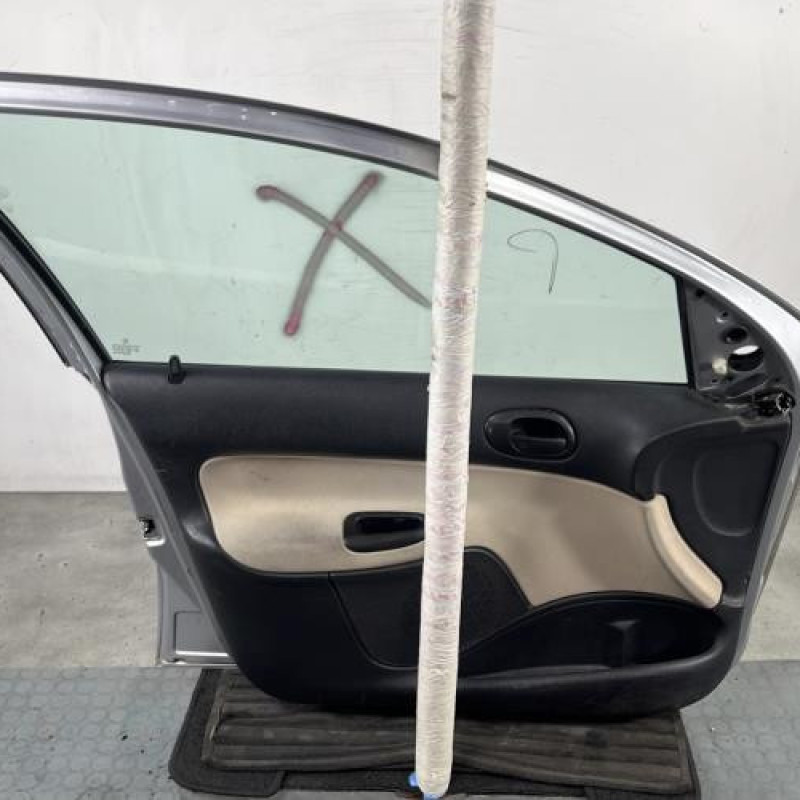 Porte avant gauche PEUGEOT 206 Photo n°7