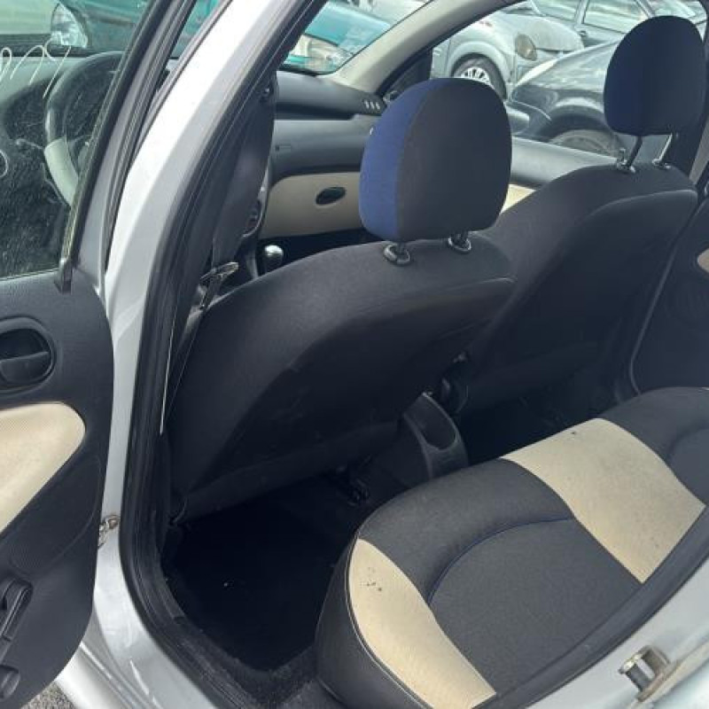 Porte avant droit PEUGEOT 206 Photo n°17