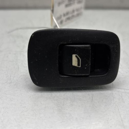 Interrupteur de leve vitre arriere droit CITROEN C4 GRAND PICASSO 1 Photo n°1
