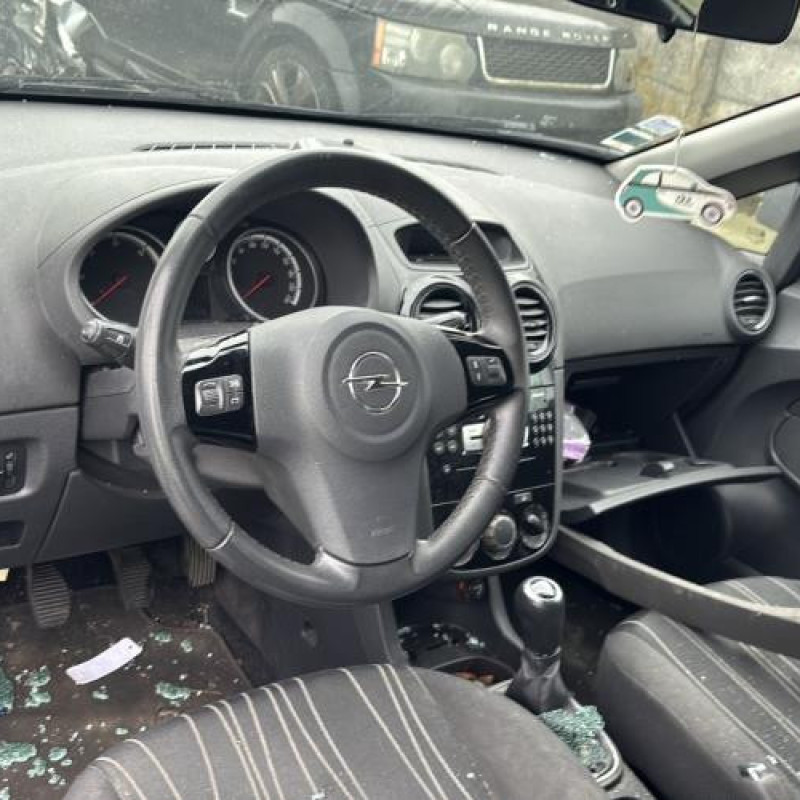 Poignee interieur avant droit OPEL CORSA D Photo n°17