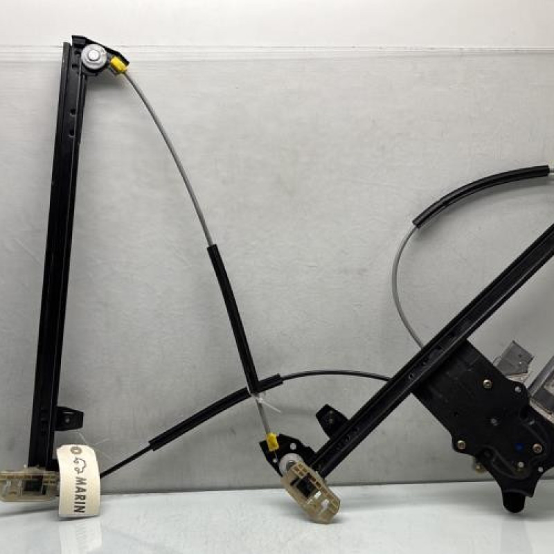 Leve vitre electrique avant gauche CITROEN XSARA PICASSO Photo n°1