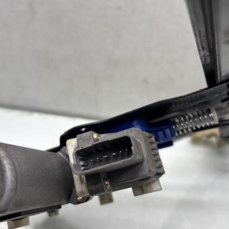 Leve vitre electrique avant gauche CITROEN XSARA PICASSO Photo n°8