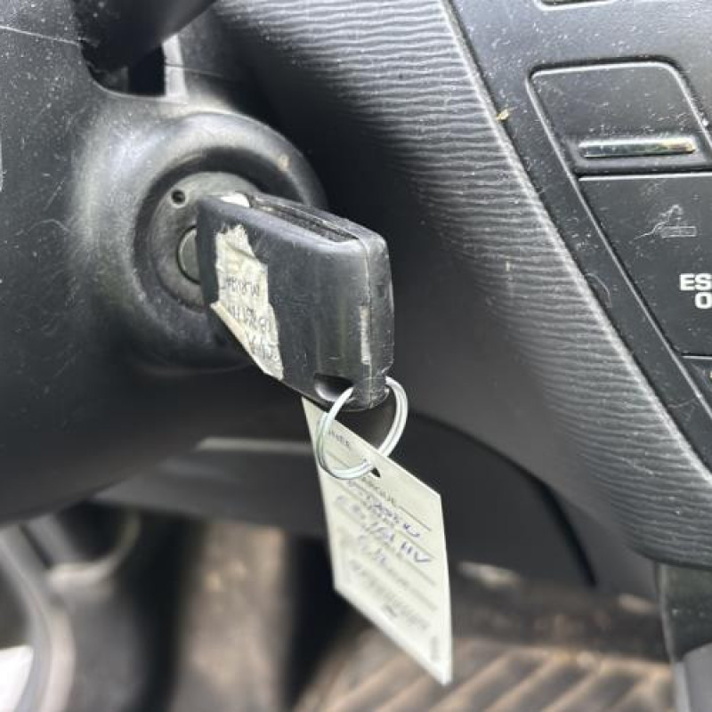 Anti brouillard arriere gauche CITROEN C4 PICASSO 1 Photo n°20