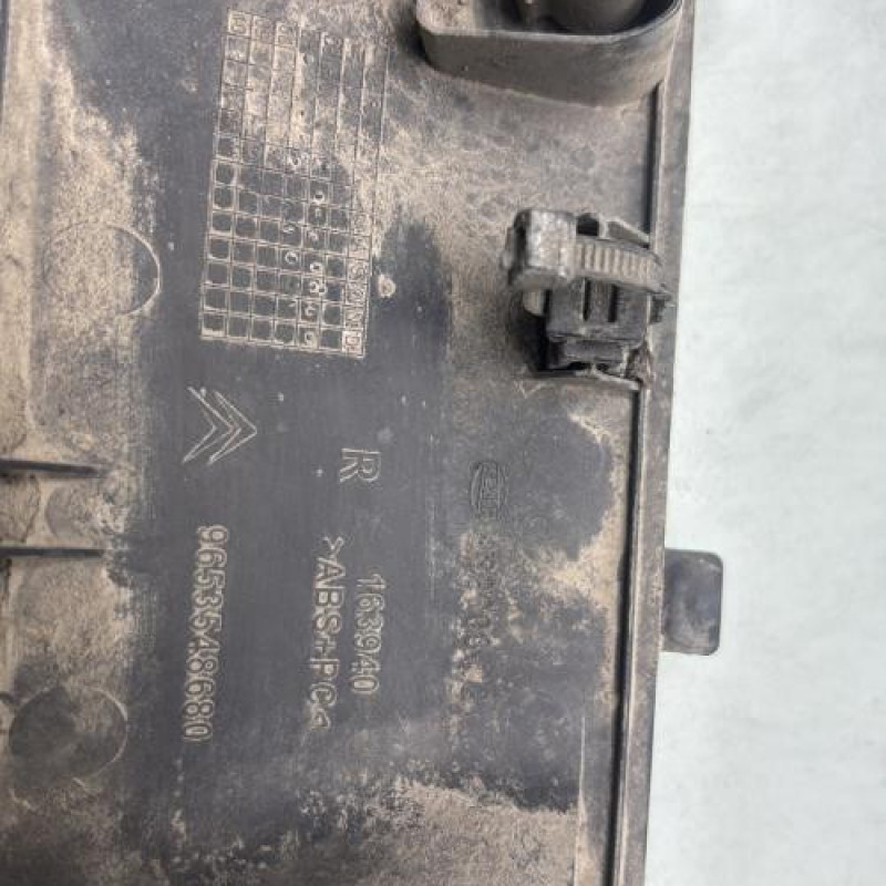Anti brouillard arriere droit CITROEN C4 GRAND PICASSO 1 Photo n°3