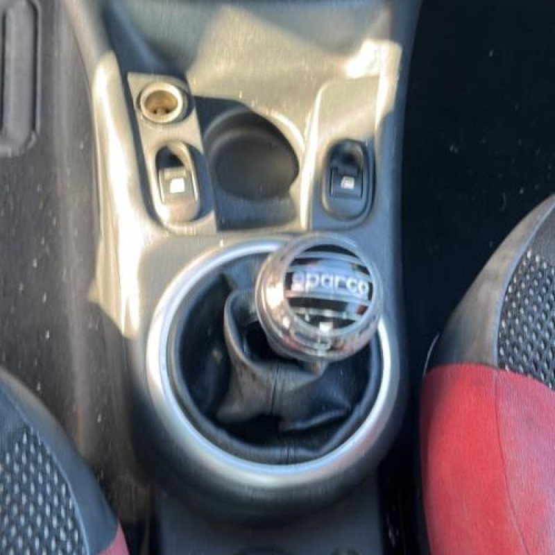 Poignee porte avant droit CITROEN C2 Photo n°8