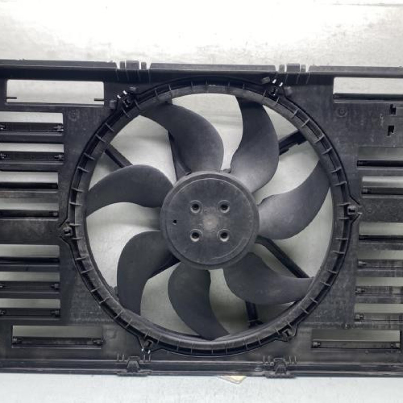 Moto ventilateur radiateur AUDI A4 4 Photo n°1