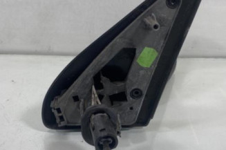 Retroviseur droit PEUGEOT 106