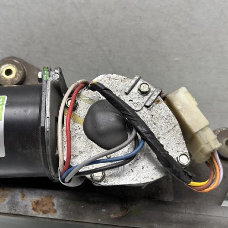 Moteur essuie glace avant PEUGEOT 106 Photo n°4