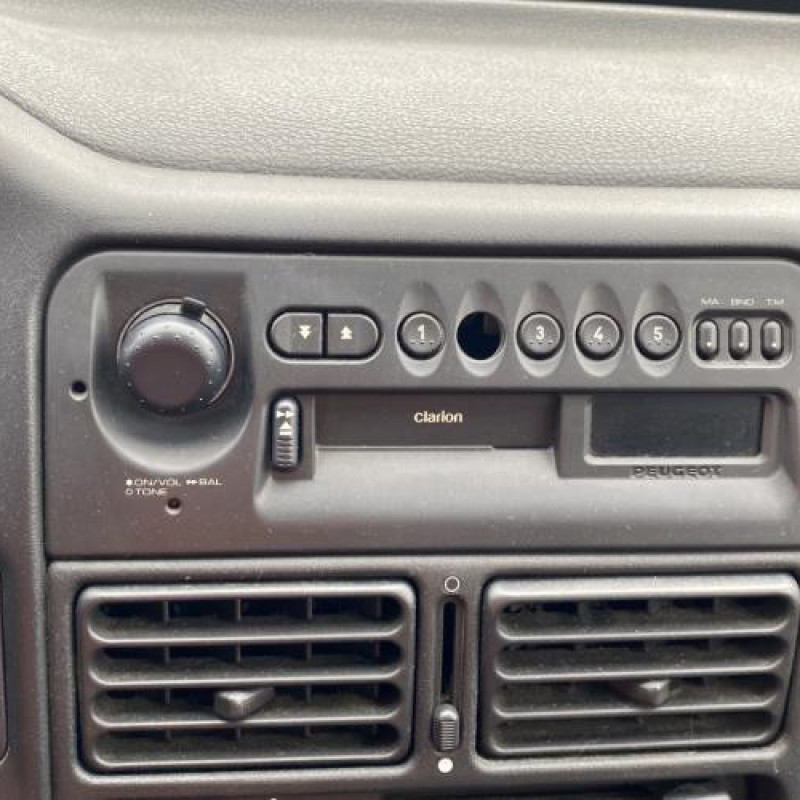 Neiman PEUGEOT 106 Photo n°12