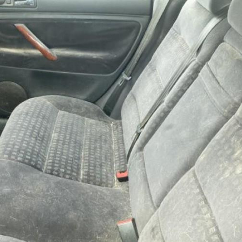 Face avant VOLKSWAGEN PASSAT 4 Photo n°8