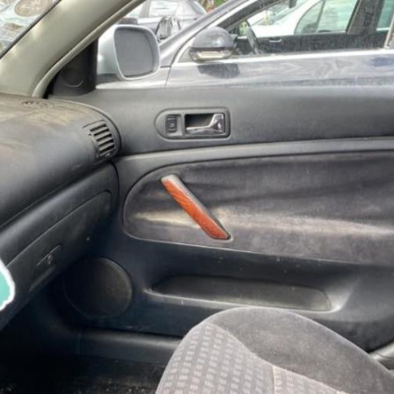 Face avant VOLKSWAGEN PASSAT 4 Photo n°14