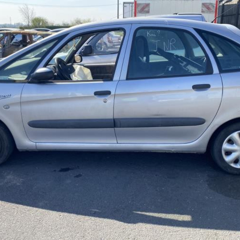 Poignee porte avant droit CITROEN XSARA PICASSO Photo n°9