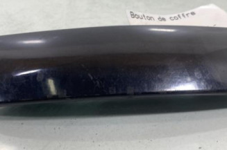 Bouton de coffre OPEL CORSA D Photo n°1