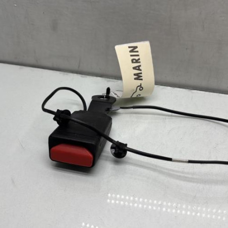 Attache ceinture avant droit DACIA SANDERO 2