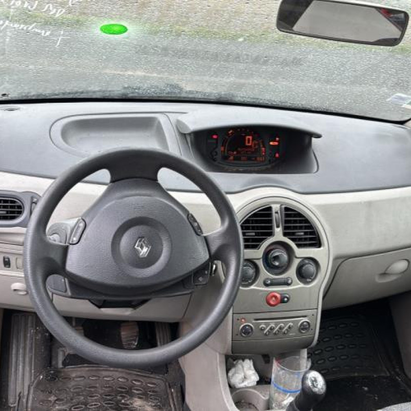 Face avant RENAULT MODUS Photo n°16