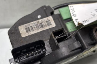 Serrure arriere droit HYUNDAI I 30 1