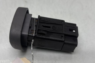 Bouton de warning RENAULT CLIO 2