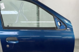 Porte avant droit RENAULT CLIO 2 Photo n°1