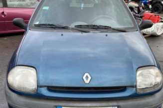Bouton de warning RENAULT CLIO 2