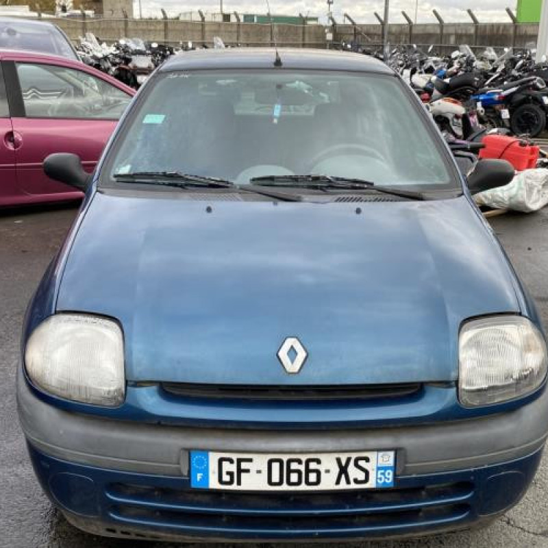 Bouton de warning RENAULT CLIO 2 Photo n°11