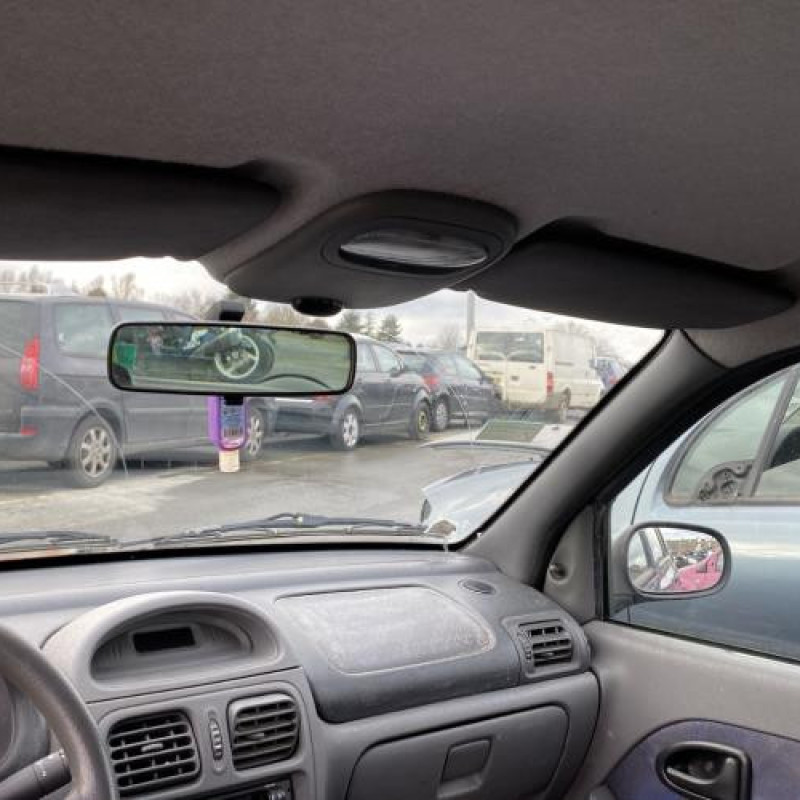 Bouton de warning RENAULT CLIO 2 Photo n°19