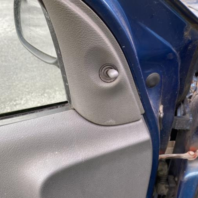Serrure arriere droit RENAULT CLIO 2 Photo n°14