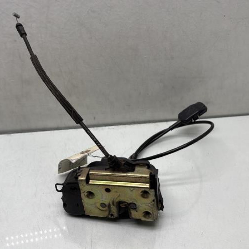 Serrure arriere droit RENAULT SCENIC 2 Photo n°1