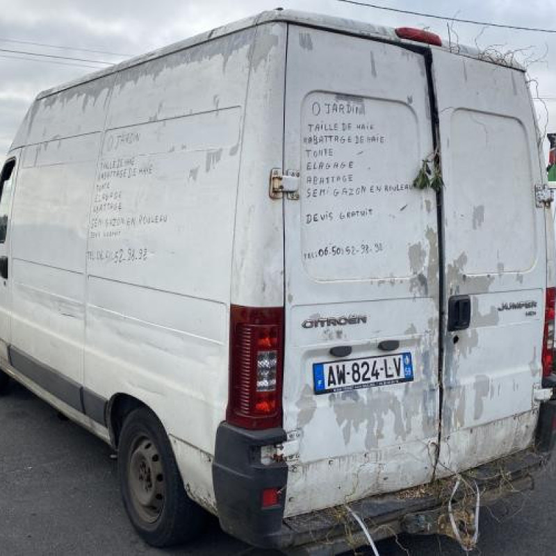 Custode avant gauche (porte) CITROEN JUMPER 2 Photo n°8