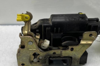 Serrure avant gauche RENAULT MASTER 2