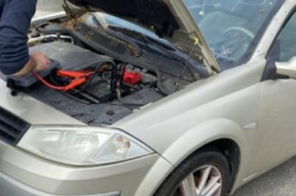 Poignee porte avant droit RENAULT MEGANE 2