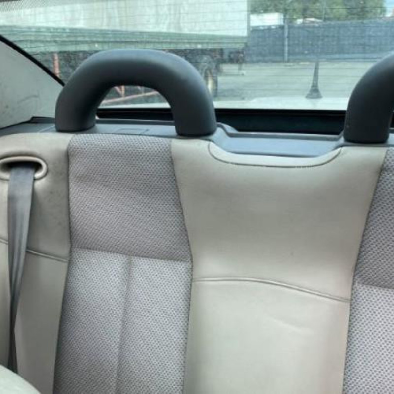 Poignee porte avant droit RENAULT MEGANE 2 Photo n°16