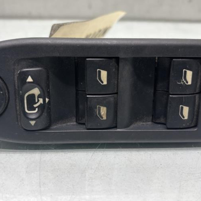 Interrupteur de leve vitre avant gauche CITROEN C5 1 Photo n°1