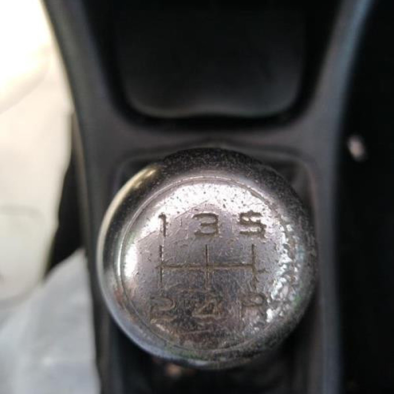 Poignee porte avant droit PEUGEOT 206 Photo n°6