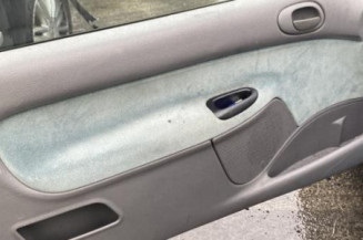 Optique avant principal gauche (feux)(phare) PEUGEOT 206