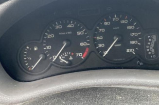 Optique avant principal gauche (feux)(phare) PEUGEOT 206