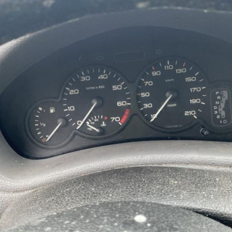 Optique avant principal gauche (feux)(phare) PEUGEOT 206 Photo n°19