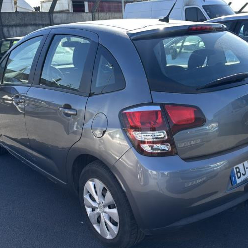 Aile avant droit CITROEN C3 2 Photo n°18