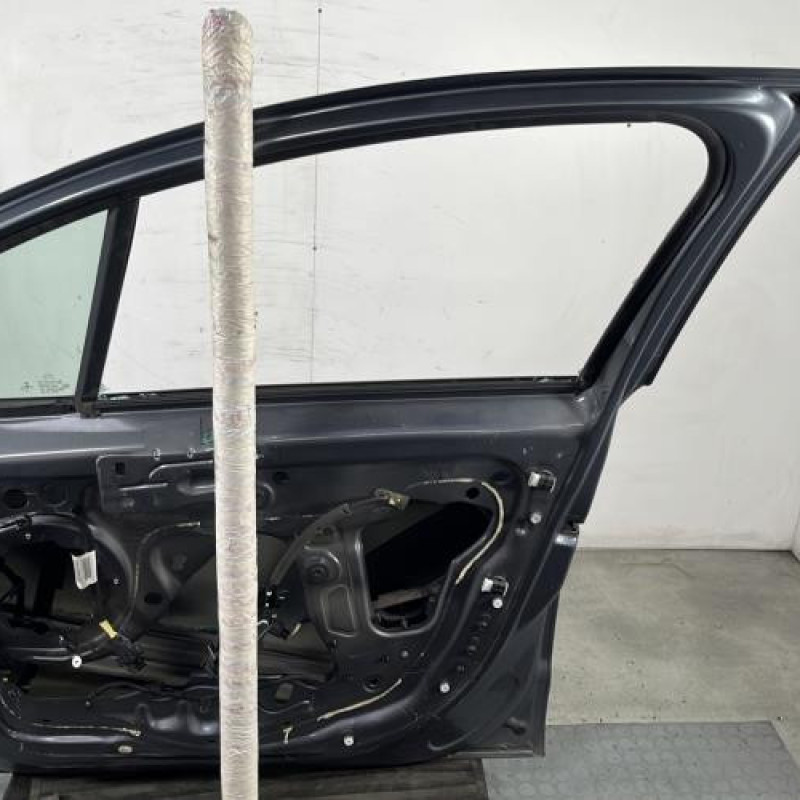 Porte avant droit CITROEN C3 2 Photo n°6