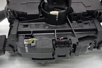 Com (Bloc Contacteur Tournant+Commodo Essuie Glace+Commodo Phare) CITROEN C3 2