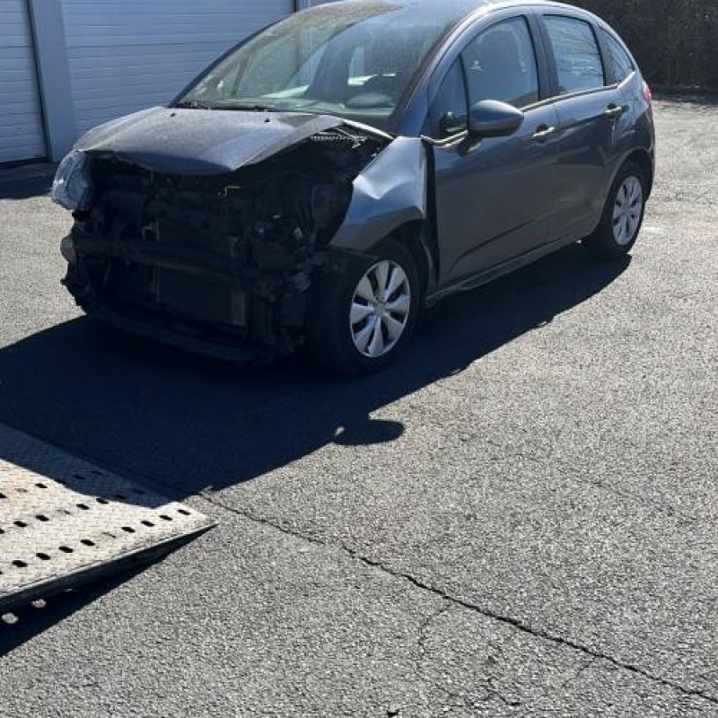 Renfort pare choc arriere (traverse) CITROEN C3 2 Photo n°8