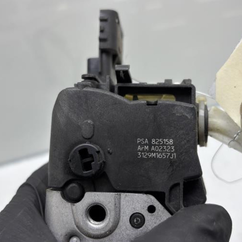 Serrure avant gauche PEUGEOT 3008 1 Photo n°8