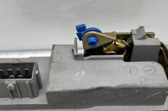 Serrure avant droit CITROEN BERLINGO 1