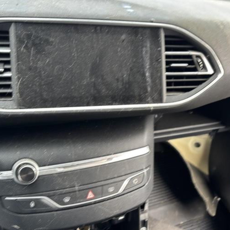 Interrupteur de leve vitre avant gauche PEUGEOT 308 2 SW Photo n°18