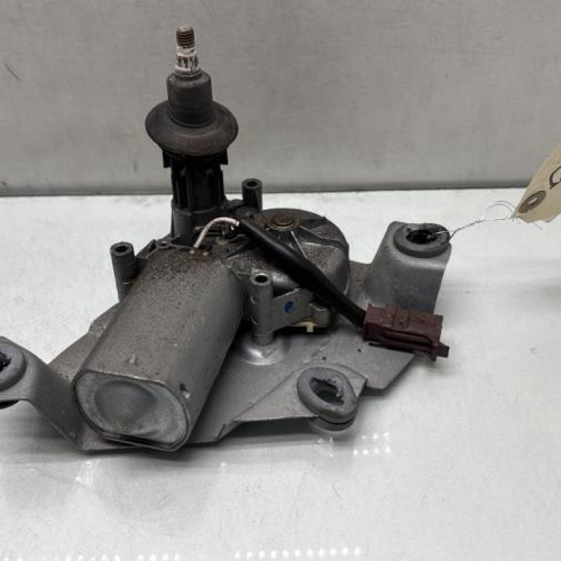 Moteur essuie glace arriere PEUGEOT 206 Photo n°2
