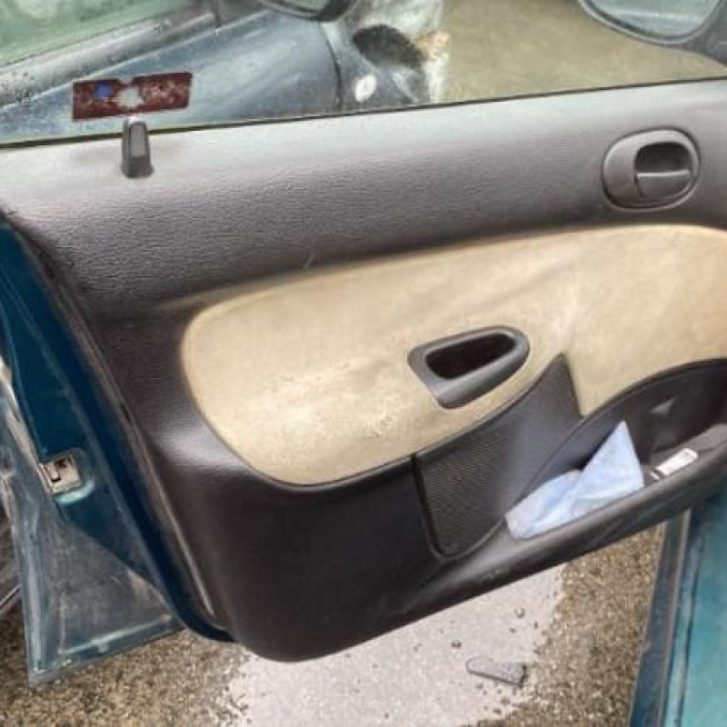 Moteur essuie glace arriere PEUGEOT 206 Photo n°12