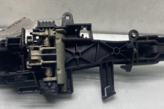 Poignee porte arriere droit BMW SERIE 1 E87